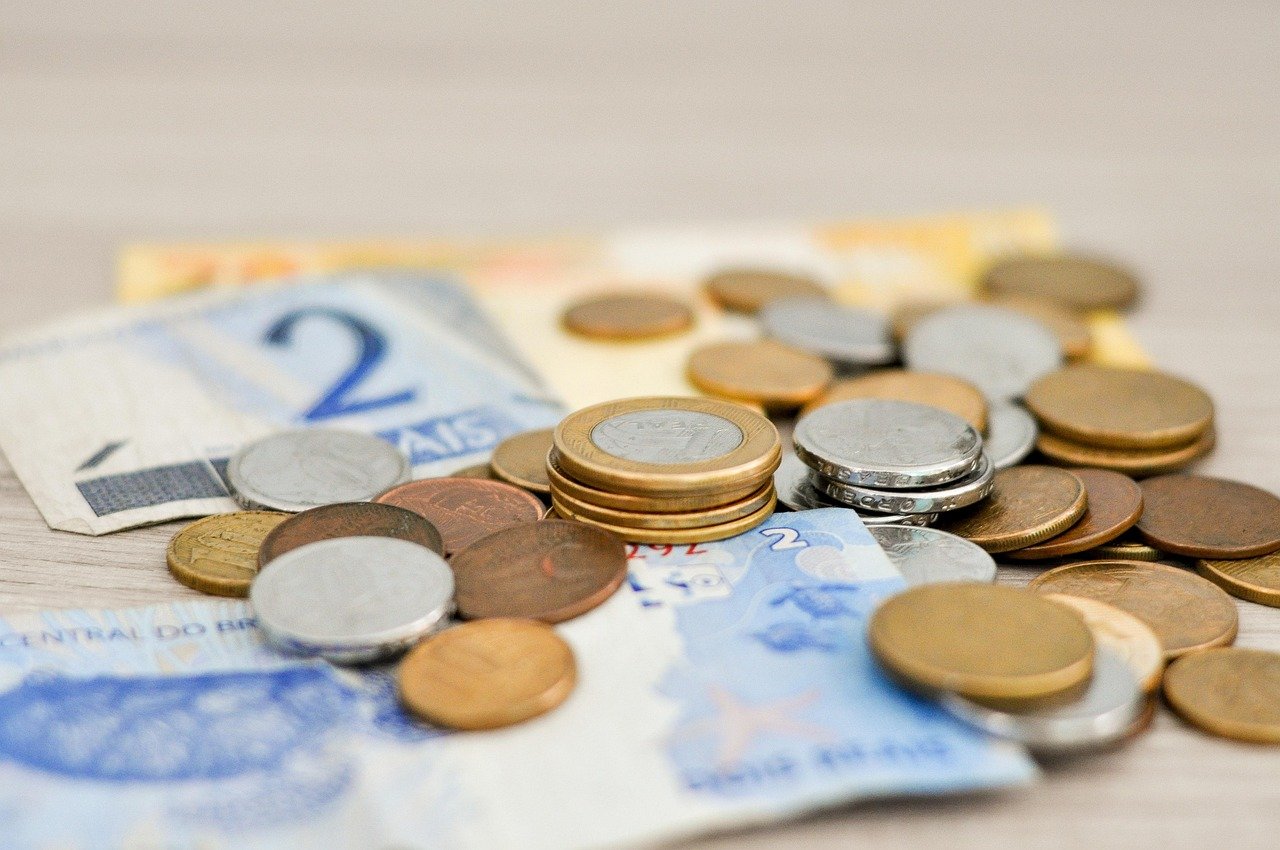 Metas Financeiras: Como Definir e Alcançar Seus Objetivos